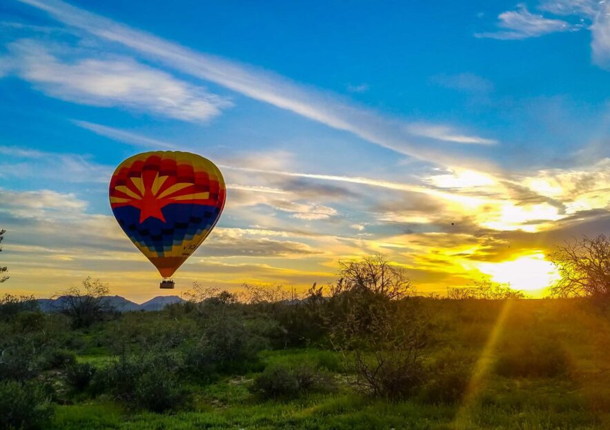 things to do in scottsdale — hot air balloon ride over the desert